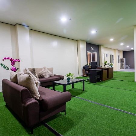 ホテルOyo 831 Casa Maria マニラ市 エクステリア 写真